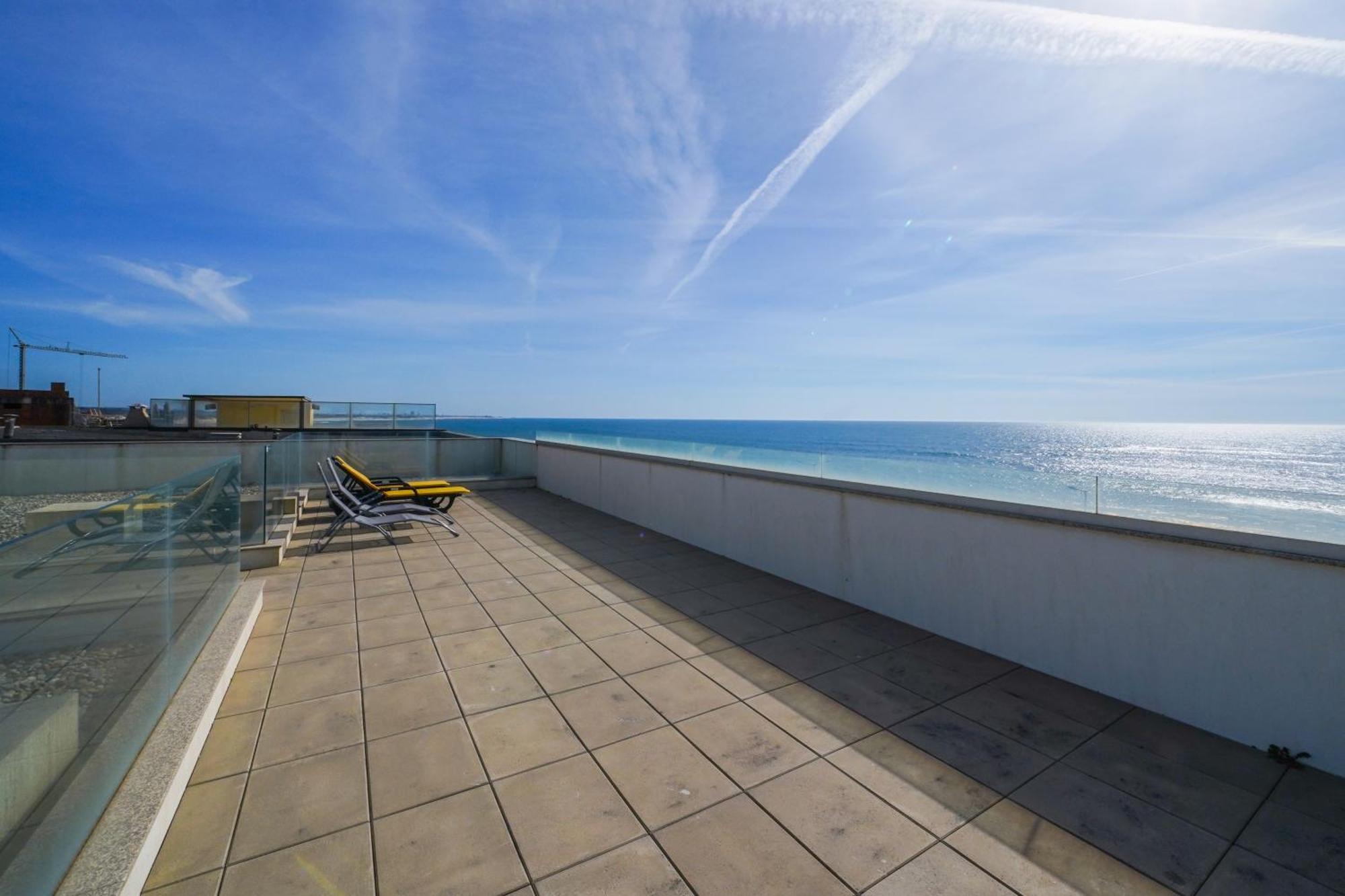 Ombak Apulia - Sea View Apartamento Exterior foto